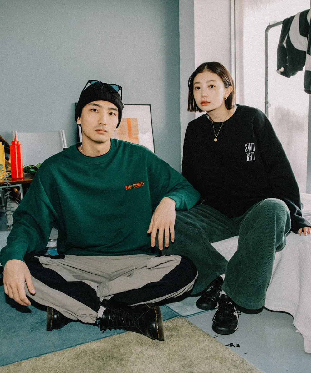【BABY hotdog cafe collaboration】embroidery sweat po